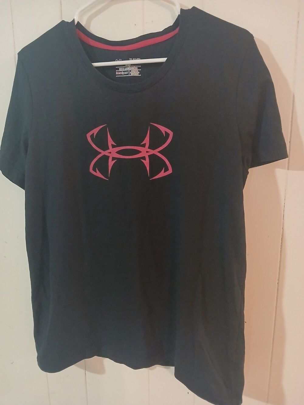 Under Armour Fish Hook Logo T-Shirt Women's XL Black & Pink Activewear Gorpcore